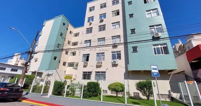 Excelente Apartamento 3 dormitório(s) em Balneário - Florianópolis