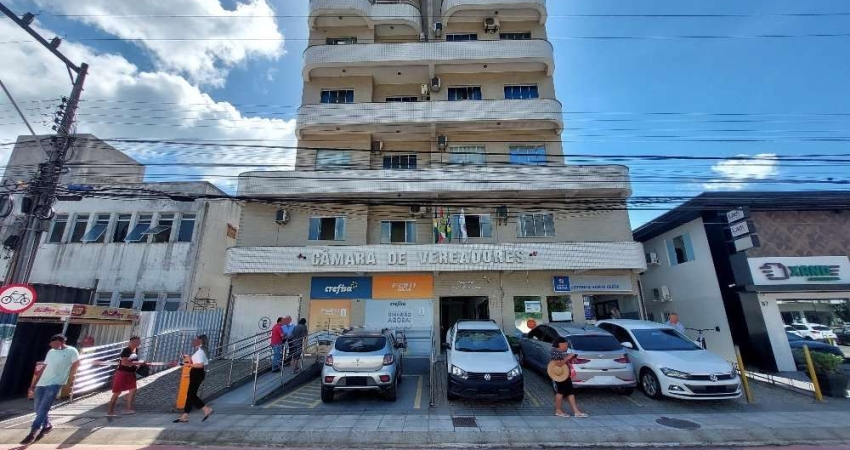Sala comercial com 2 salas para alugar na Rua Hermogenes Prazeres, 79, Centro, Biguaçu