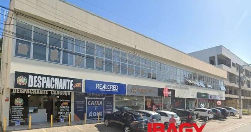 Sala comercial para alugar na Rua Emeline Matildes Crisemann Scheidt, 99, Centro, Palhoça