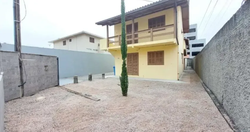 Excelente Casa 2 dormitório(s) em Ingleses do Rio Vermelho - Florianópolis