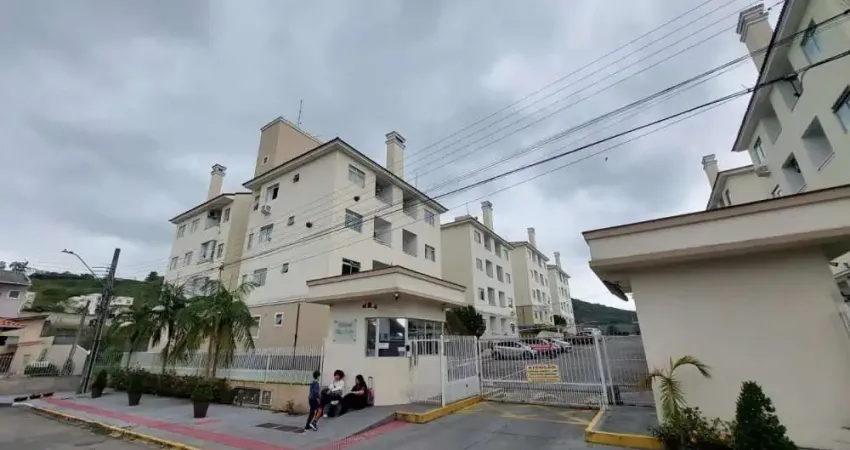 Apartamento com 2 quartos para alugar na Rua dos Palmiteiros, 220, Madri, Palhoça