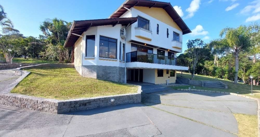 Excelente Casa em Condominio 6 dormitório(s) em Cacupé - Florianópolis
