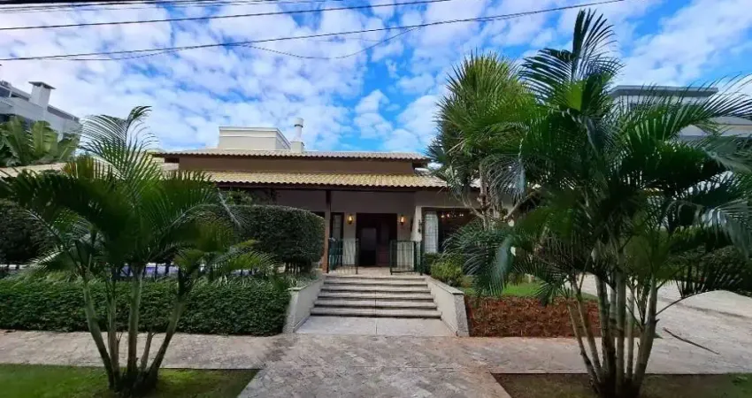 Excelente Casa 3 dormitório(s) em Jurerê Internacional - Florianópolis