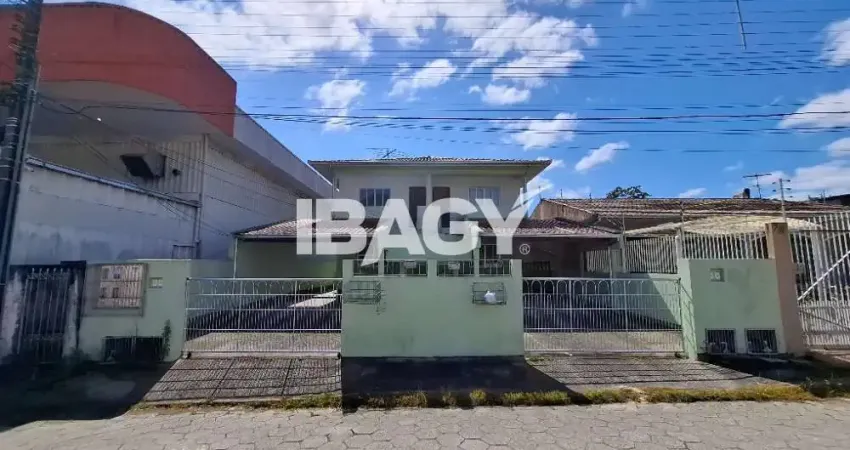 Excelente apartamento 2 dormitório(s) em passa vinte - palhoça