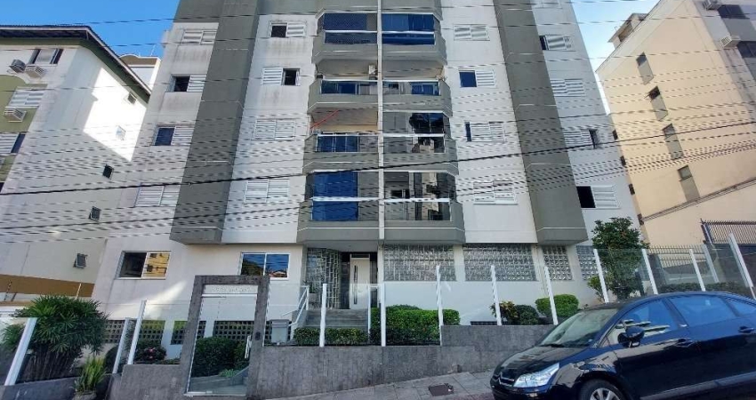 Excelente Apartamento 3 dormitório(s) em Abraão - Florianópolis