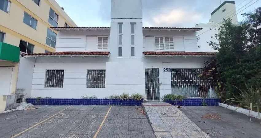 Casa para alugar na Rua Presidente Gama Rosa, 252, Trindade, Florianópolis