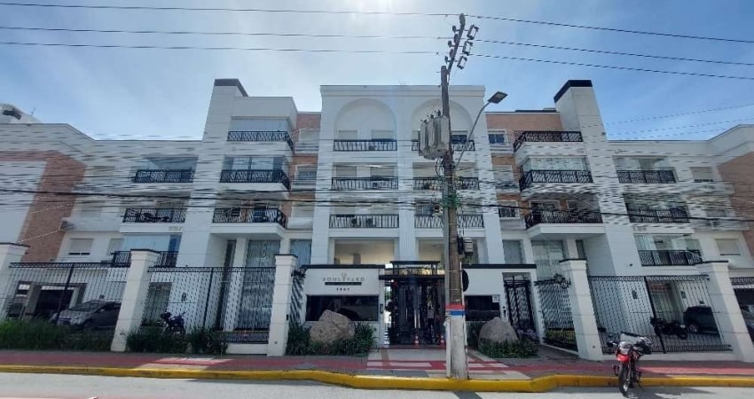 Excelente Apartamento 2 dormitório(s) em Abraão - Florianópolis