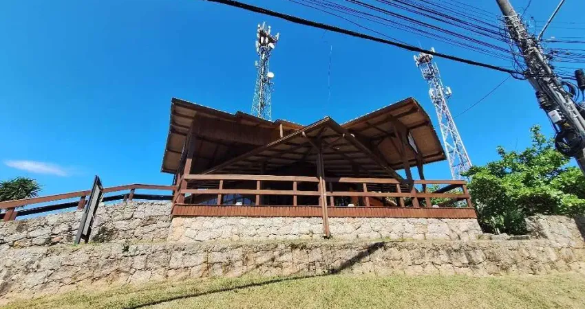 Ponto comercial para alugar na Avenida Epitácio Bittencourt, 733, Praia Brava, Florianópolis
