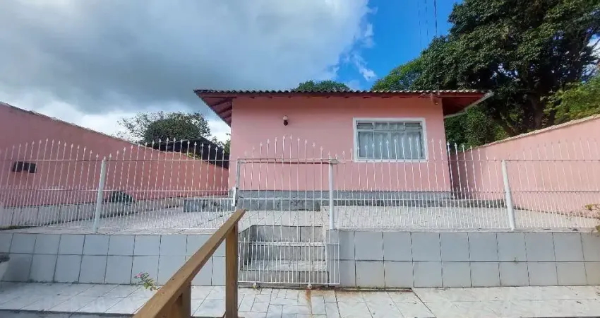 Casa com 3 quartos para alugar na Rodovia Baldicero Filomeno, 5543, Ribeirão da Ilha, Florianópolis