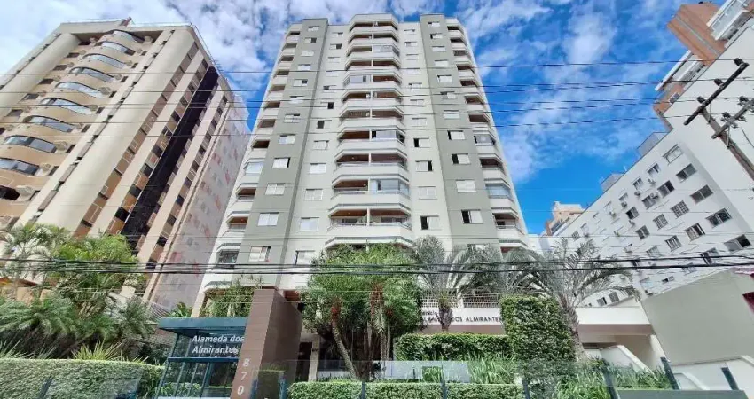 Apartamento com 3 quartos para alugar na Rua Almirante Lamego, 870, Centro, Florianópolis