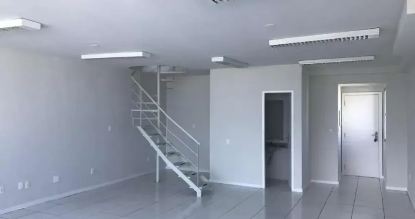 Sala comercial com 2 salas para alugar na Rua Tenente Silveira, 293, Centro, Florianópolis