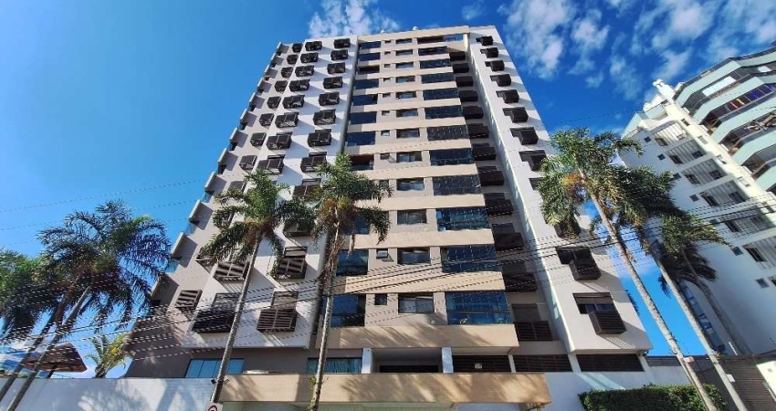 Apartamento com 3 quartos para alugar na Rua Souza Dutra, 353, Estreito, Florianópolis