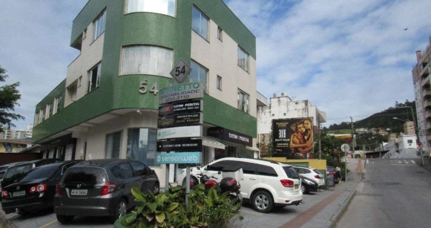 Ponto comercial para alugar na Rua Presidente Gama Rosa, 151, Trindade, Florianópolis