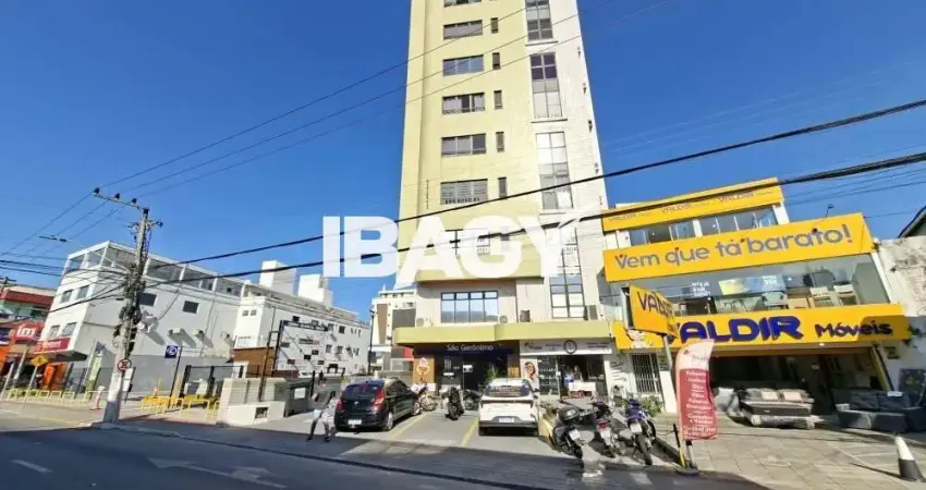 Sala comercial para alugar na Rua José Maria da Luz, 2747, Centro, Palhoça