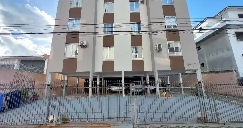 Apartamento com 2 quartos para alugar na Rua José Bonifácio, 378, Canto, Florianópolis