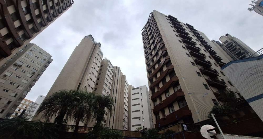 Excelente Apartamento 3 dormitório(s) em Centro - Florianópolis