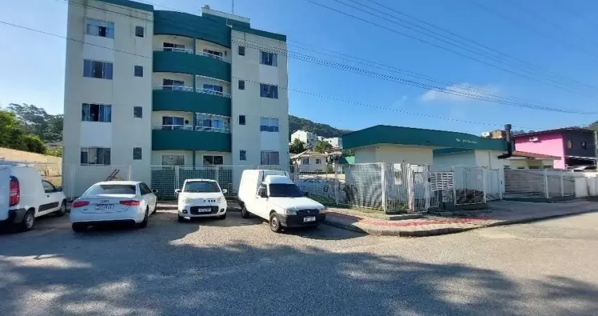 Excelente Apartamento 2 dormitório(s) em Potecas - São José