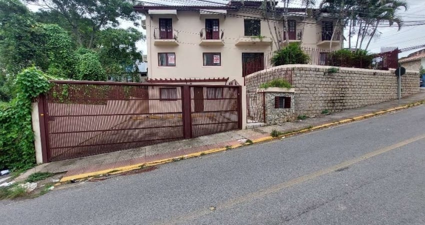 Excelente Apartamento 2 dormitório(s) em Carvoeira - Florianópolis