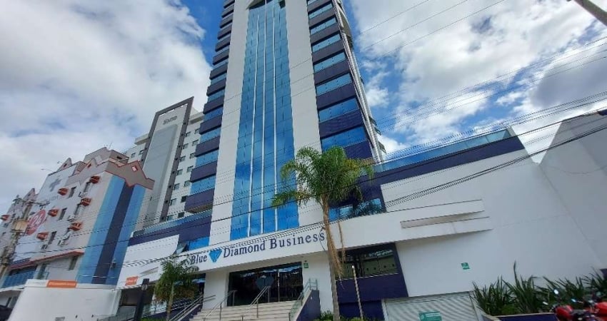 Sala comercial com 1 sala para alugar na Rua Idalina Pereira dos Santos, 67, Beira Mar, Florianópolis