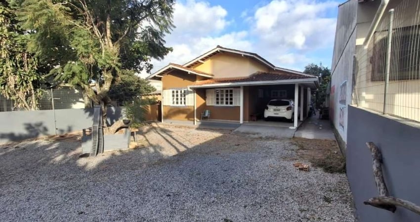 Excelente Casa 3 dormitório(s) em Ingleses do Rio Vermelho - Florianópolis