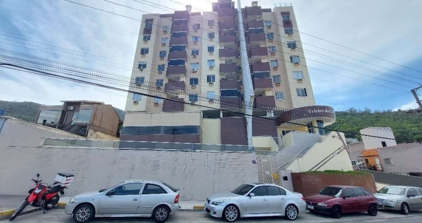 Excelente Apartamento 2 dormitório(s) em Costeira do Pirajubaé - Florianópolis