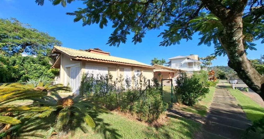 Casa com 3 quartos para alugar na Travessa dos Linguados, 16, Jurerê Internacional, Florianópolis