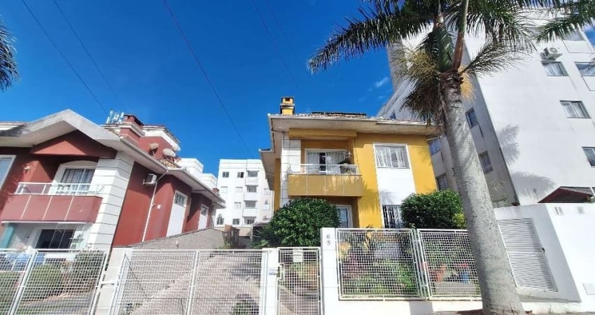 Excelente Apartamento 2 dormitório(s) em Potecas - São José