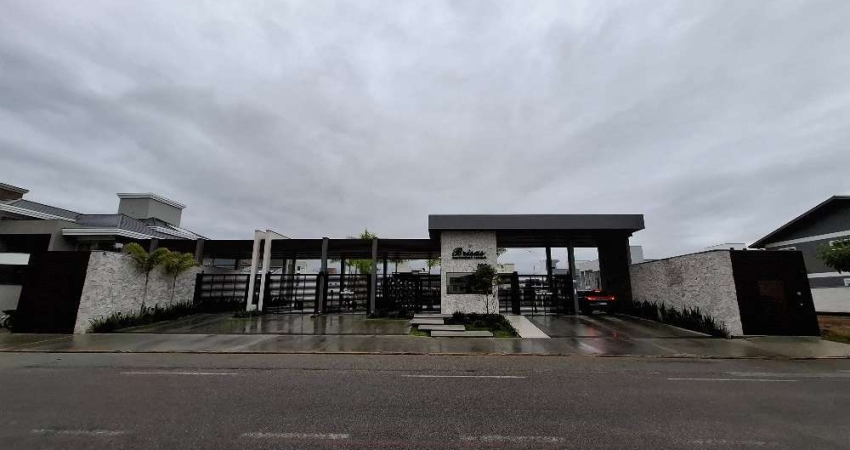 Casa em condomínio fechado com 3 quartos para alugar na Avenida Wilson Castelo Branco, 700, Beira Rio, Biguaçu