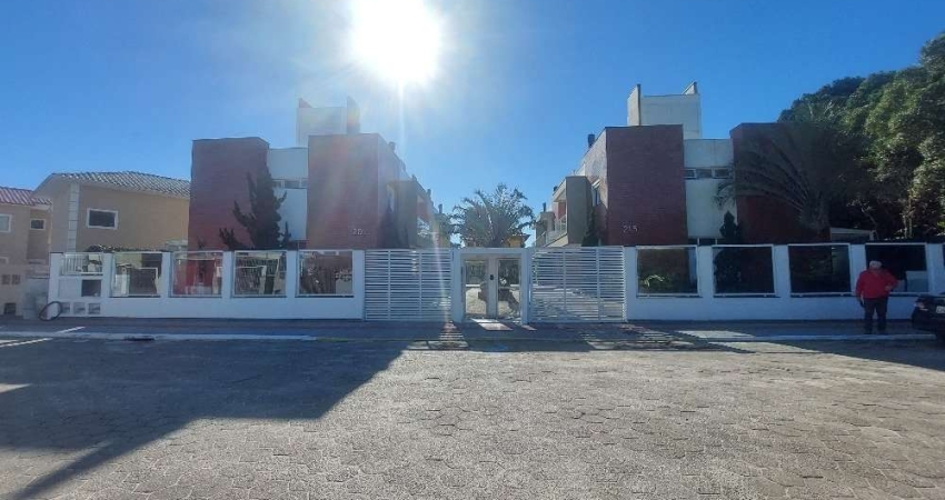 Excelente Casa 3 dormitório(s) em Campeche - Florianópolis