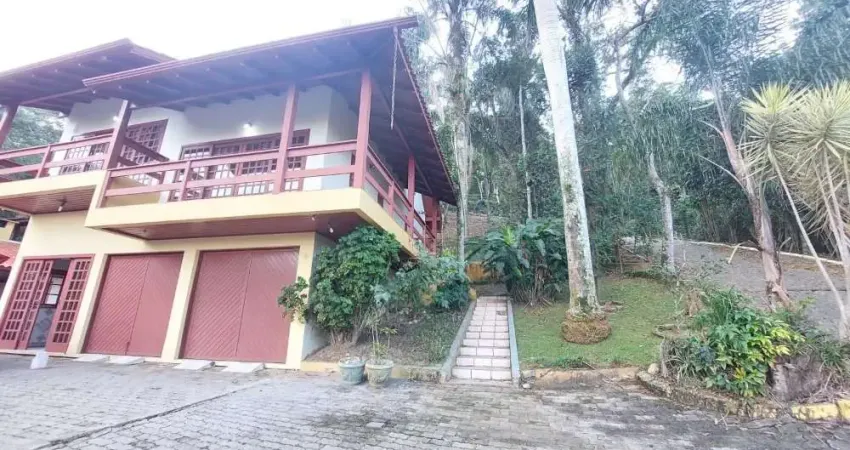 Excelente Casa 1 dormitório(s) em Lagoa da Conceição - Florianópolis
