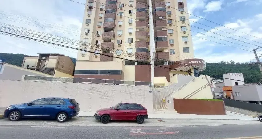 Excelente Apartamento 2 dormitório(s) em Costeira do Pirajubaé - Florianópolis