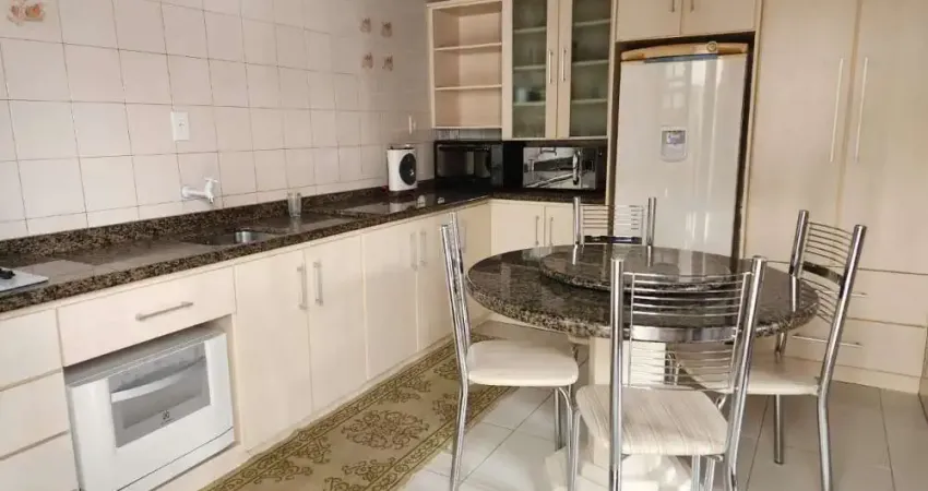 Excelente Casa 1 dormitório(s) em Córrego Grande - Florianópolis