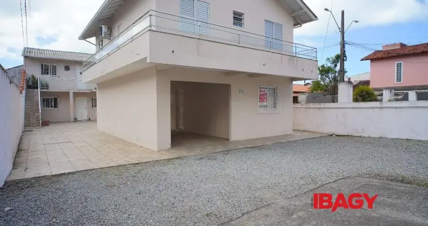 Excelente apartamento 1 dormitório(s) em ingleses do rio vermelho - florianópolis