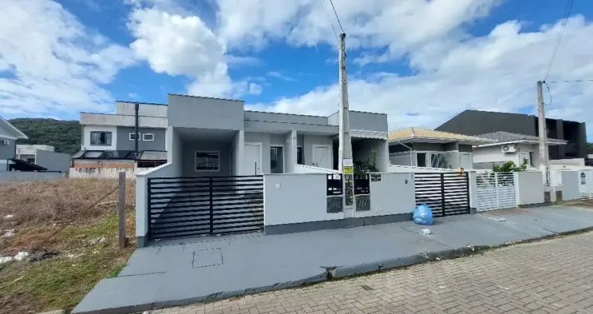 Casa com 2 quartos para alugar na Antônio Edineu Arruda, 77, Forquilhas, São José