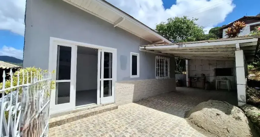 Casa com 3 quartos para alugar na Doracy Atalício Santana, 563, Jardim Janaina, Biguaçu