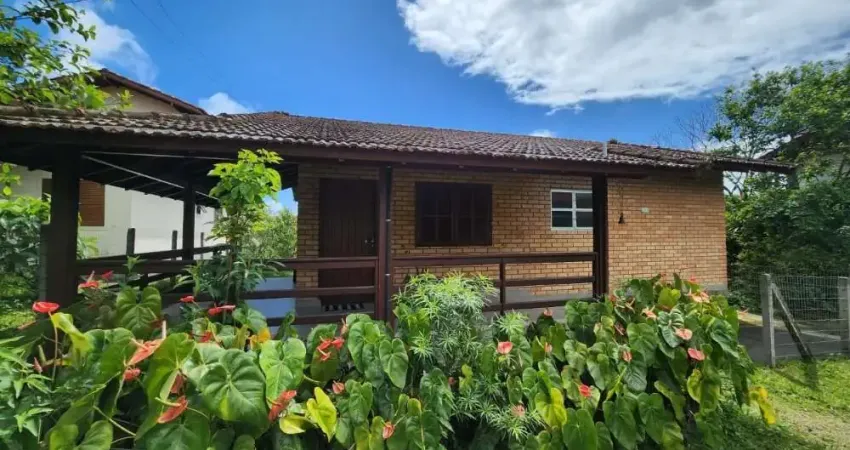 Excelente casa 2 dormitório(s) em campeche - florianópolis