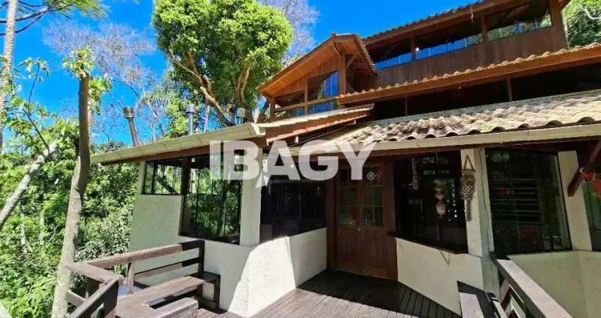 Excelente casa 4 dormitório(s) em lagoa da conceição - florianópolis