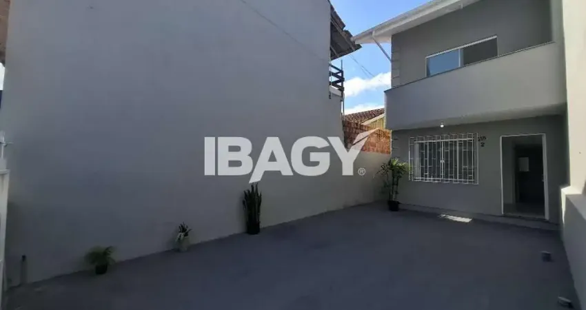 Casa com 2 quartos para alugar na Rua Alaor da Silveira, 518, São Sebastião, Palhoça