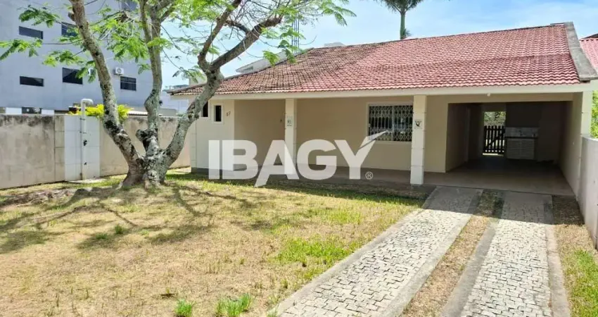 Excelente casa 3 dormitório(s) em ingleses do rio vermelho - florianópolis