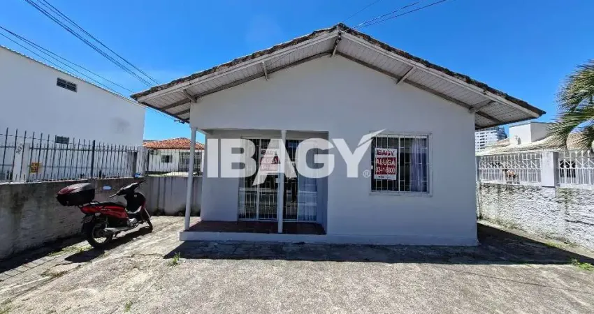 Casa comercial para alugar na Rua Capitão Augusto Vidal, 3403, Centro, Palhoça
