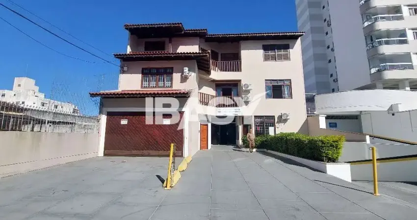 Excelente cobertura 4 dormitório(s) em estreito - florianópolis