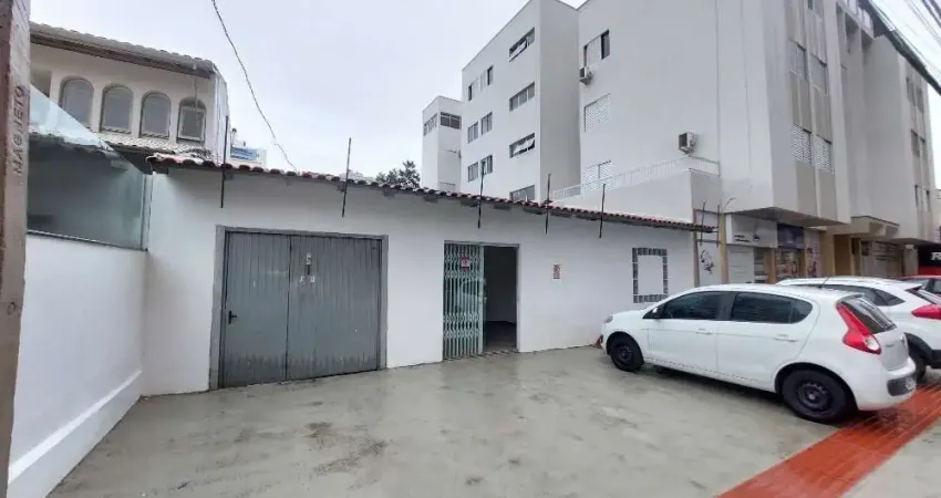 Casa comercial para alugar na Rua Elizeu Di Bernardi, 325, Campinas, São José