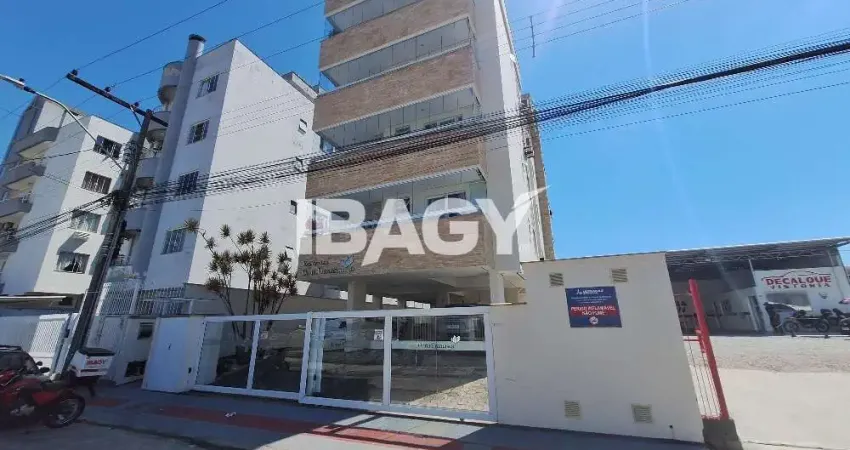 Excelente Apartamento 2 dormitório(s) em Ponte do Imaruim - Palhoça