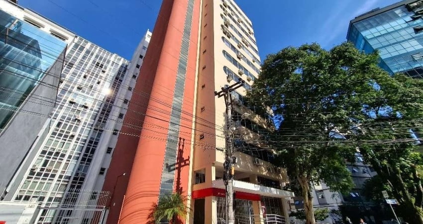 Oportunidade! Salas/Conjuntos em Centro - Florianópolis