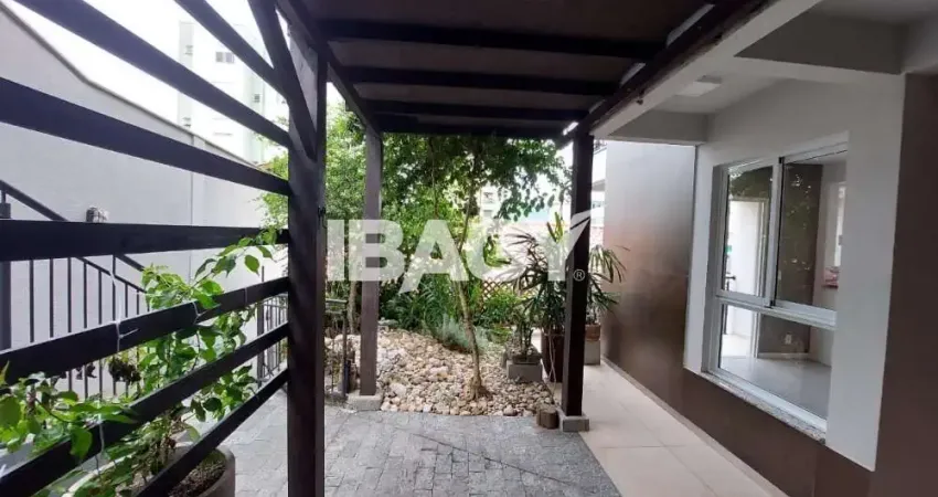 Excelente Casa 1 dormitório(s) em Trindade - Florianópolis