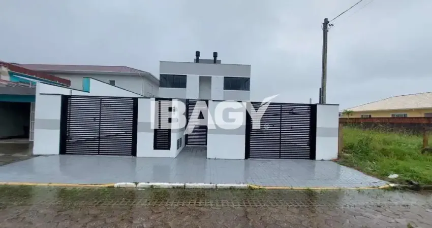 Excelente Apartamento 2 dormitório(s) em Balneário Ponta do Papagaio (Ens Brito) - Palhoça