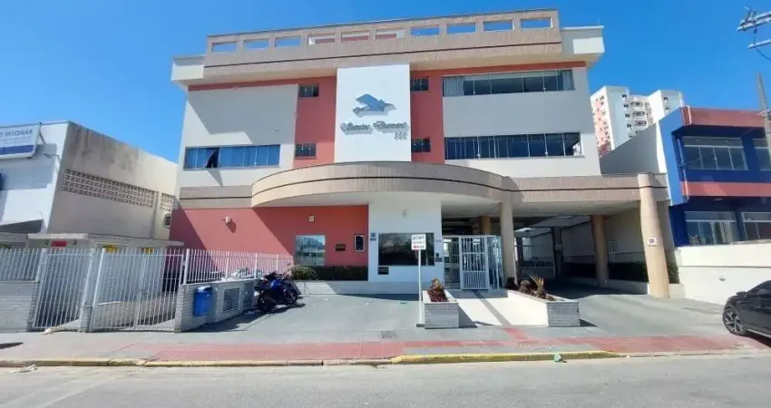 Excelente Apartamento 1 dormitório(s) em Barreiros - São José