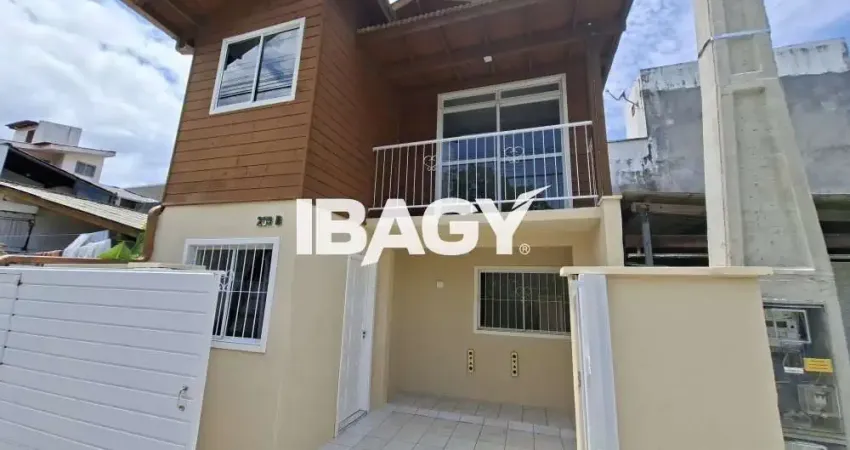 Excelente Casa 2 dormitório(s) em Campeche - Florianópolis