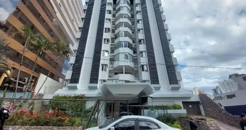 Excelente Apartamento 3 dormitório(s) em Centro - Florianópolis