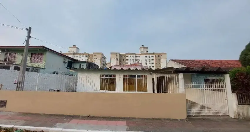 Excelente casa 3 dormitório(s) em fazenda santo antônio - são josé